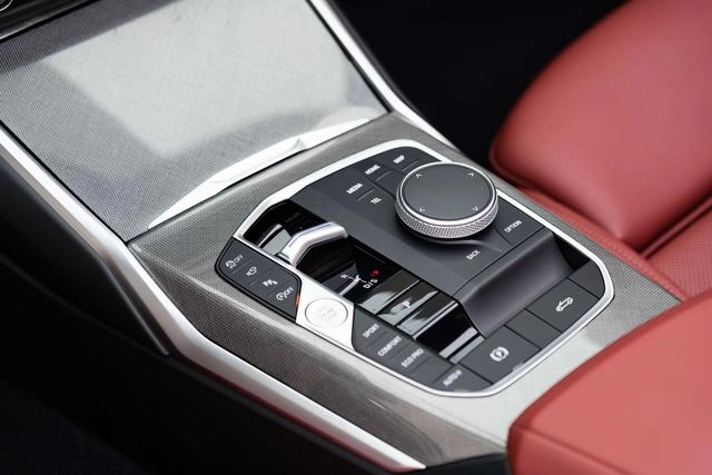 BMW 4 Series 2023 430i Convertible M Sports Night Suit interior photo 17