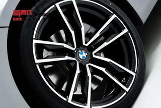 BMW Z4 2023 sDrive 25i M Sports suit exterior photo 5