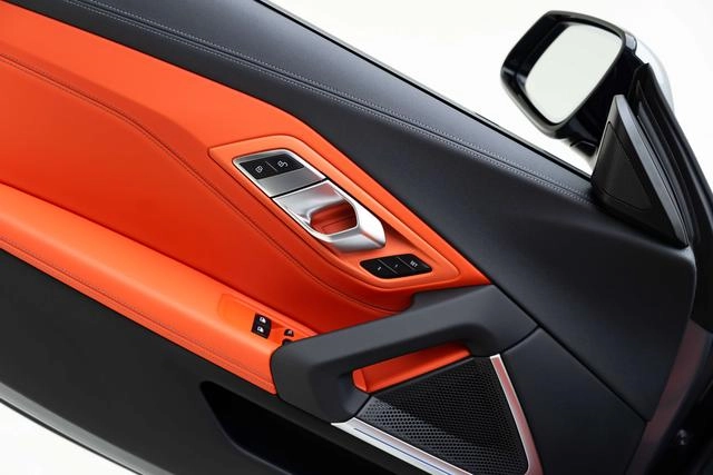 BMW Z4 2023 sDrive 25i M Sports suit interior photo 14