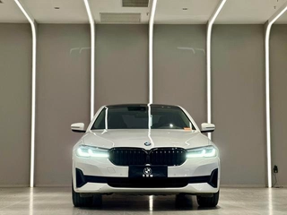 BMW 5 Series 2021 530Li Premium Class Luxury Set exterior photo 2