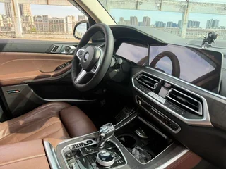BMW X5 2021 xDrive30i M Sports suit interior photo 7