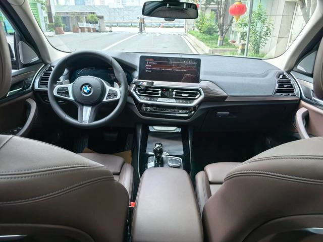 BMW X3 2022 Restyling xDrive30i Premium Class M Obsidian Night Suit interior photo 15