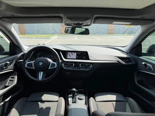 BMW 2 Series 2021 225i Coupé à quatre portes M Ensemble de sport intérieur photo 12
