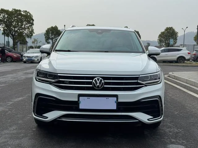 Volkswagen Tiguan L 2022 330TSI Tracción automática a dos ruedas R-Line Edición Yuexiang exterior foto 2