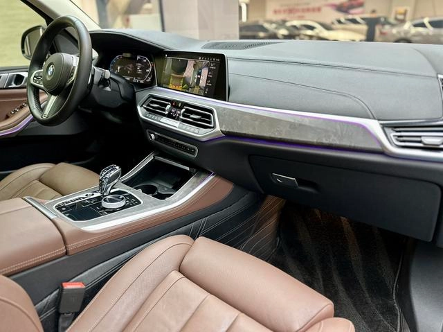 BMW X5 2021 Mise à jour xDrive40i Type de luxe M Ensemble de sport intérieur photo 9