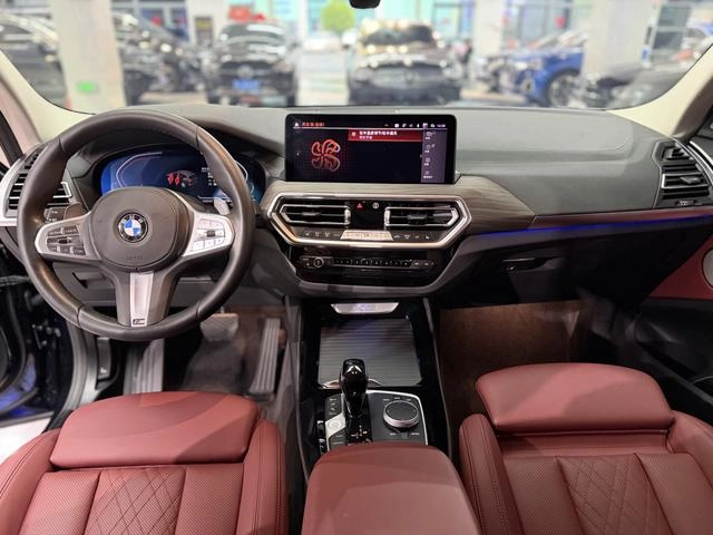 BMW X3 2023 xDrive30i Leading Type M Obsidian Night Suit interior photo 10