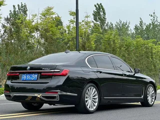 BMW 7 Series 2021 730Li Luxury Set exterior photo 4