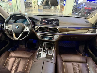 BMW 7 Series 2021 730Li M Sports suit exterior photo 4