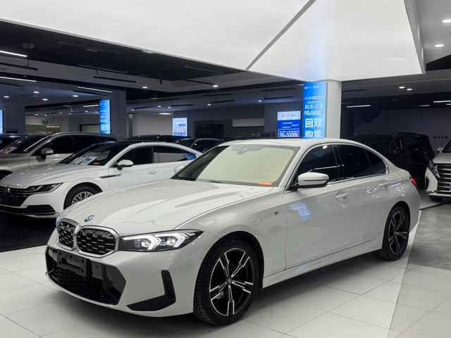 BMW 3 Series 2023 325i M Sports suit exterior photo 2