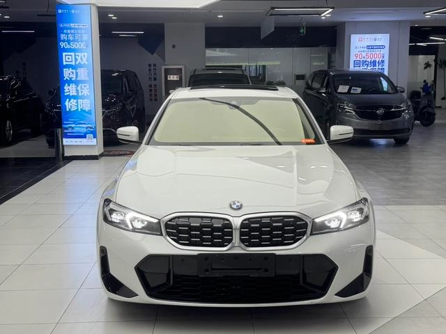 BMW 3 Series 2023 325i M Sports suit exterior photo 3