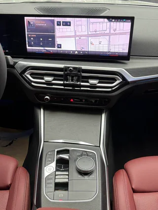 BMW 3 Series 2023 325i M Sports suit interior photo 14