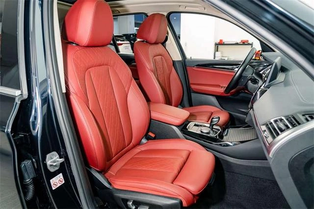 BMW X3 2022 Restyling xDrive25i M Sports suit interior photo 18
