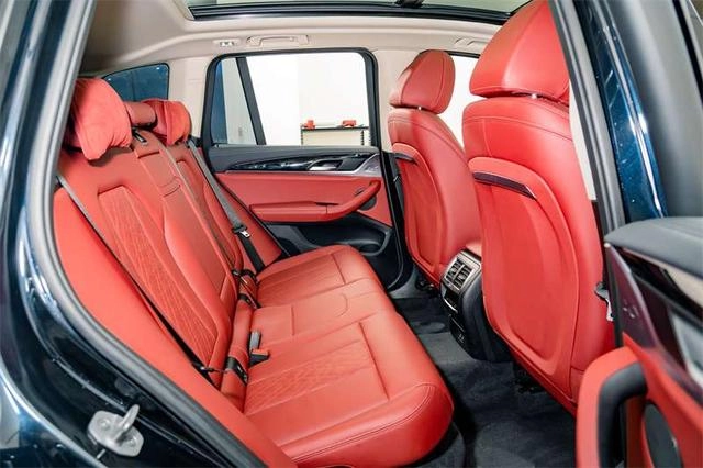 BMW X3 2022 Restyling xDrive25i M Sports suit interior photo 20