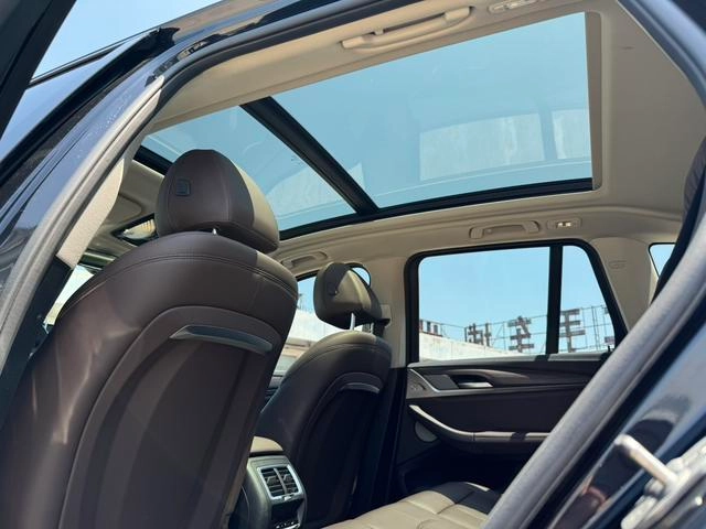 BMW X3 2023 xDrive30i Leader M Ensemble de nuit Yao intérieur photo 12