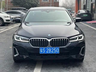 BMW 5 Series 2021 530Li Leading Type Luxury Set exterior photo 2