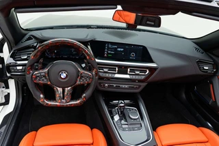 BMW Z4 2023 sDrive 25i M Sports suit interior photo 10