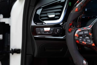 BMW Z4 2023 sDrive 25i M Sports suit interior photo 16