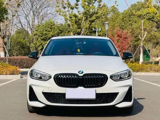 BMW 1 Series 2023 125i M Sports Obsidian Night Edition exterior photo 2