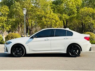 BMW 1 Series 2023 125i M Sports Obsidian Night Edition exterior photo 4