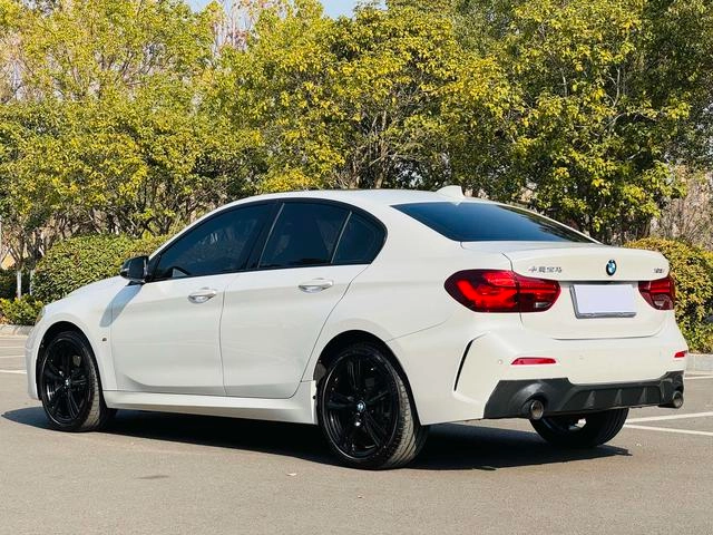 BMW 1 Series 2023 125i M Sports Obsidian Night Edition exterior photo 6