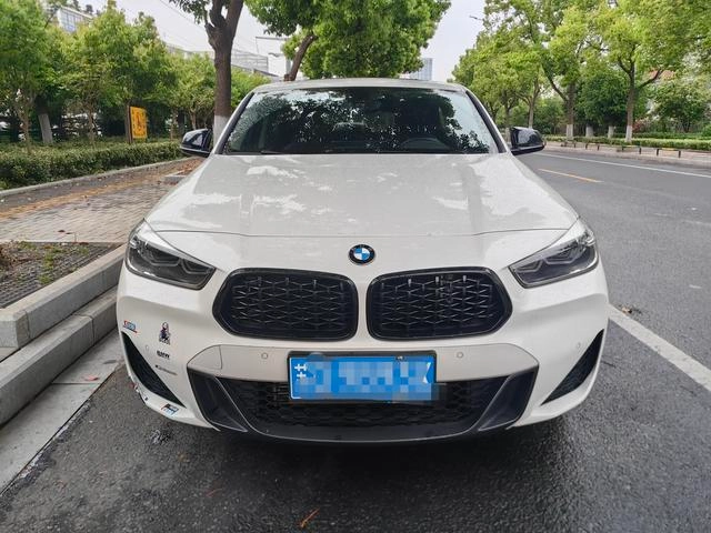 BMW X2 2023 sDrive25i M Sports Obsidian Night Edition exterior photo 2