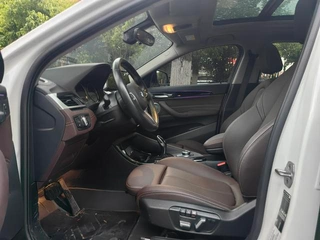 BMW X2 2023 sDrive25i M Sports Obsidian Night Edition interior photo 6