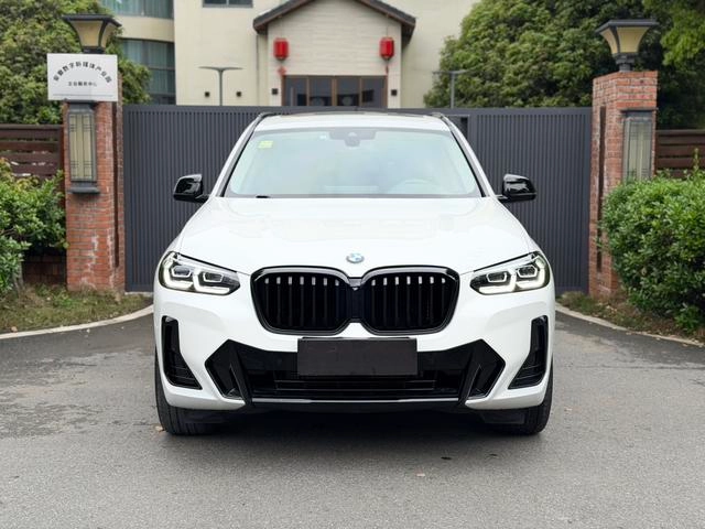 BMW X3 2022 xDrive30i Líder M Traje de noche Yao exterior foto 2 BMW X3 2022 xDrive30i Líder M Traje de noche Yao exterior foto 2