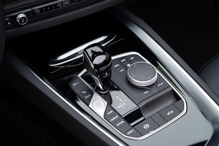 BMW Z4 2023 sDrive 25i M Sports suit interior photo 12