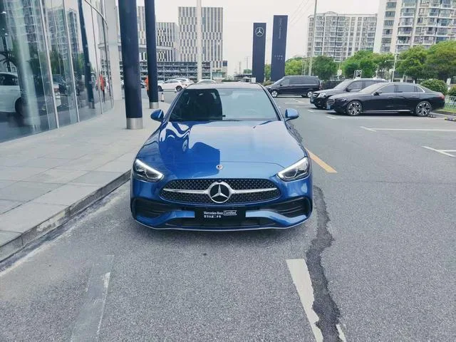 Mercedes-Benz C-Class 2023 C 260 L Sports version exterior photo 2 Mercedes-Benz C-Class 2023 C 260 L Sports version exterior photo 2