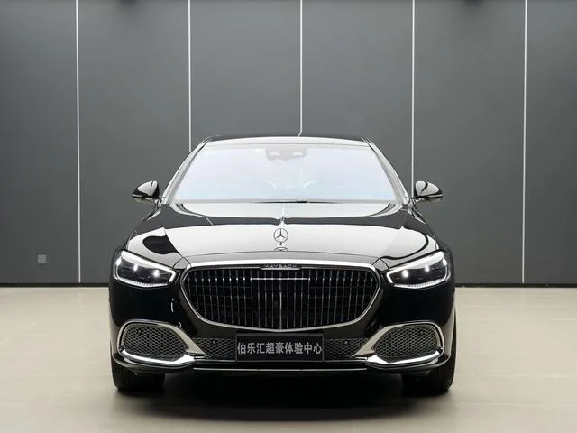 Mercedes-Benz Mercedes-Maybach S-Class 2023 S 680 4MATIC exterior foto 3 Mercedes-Benz Mercedes-Maybach S-Class 2023 S 680 4MATIC exterior foto 3