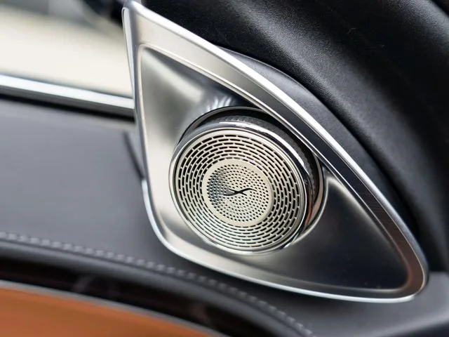 Mercedes-Benz Mercedes-Maybach S-Class 2023 S 680 4MATIC exterior foto 9 Mercedes-Benz Mercedes-Maybach S-Class 2023 S 680 4MATIC exterior foto 9