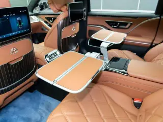 Mercedes-Benz Mercedes-Maybach S-Class 2023 S 680 4MATIC interior foto 20 Mercedes-Benz Mercedes-Maybach S-Class 2023 S 680 4MATIC interior foto 20