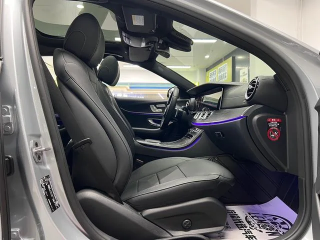 Mercedes-Benz E-Class (Imported) 2021 Restyling E 300 Sports version interior photo 20 Mercedes-Benz E-Class (Imported) 2021 Restyling E 300 Sports version interior photo 20