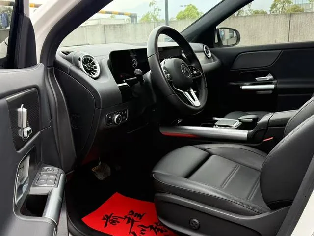 Mercedes-Benz GLA 2022 GLA 200 exterior foto 4