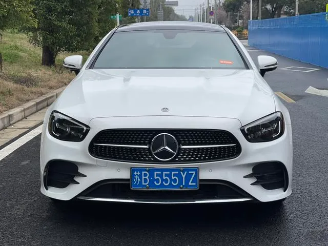 Mercedes-Benz E-Class (Imported) 2023 E 260 Coupe exterior photo 2 Mercedes-Benz E-Class (Imported) 2023 E 260 Coupe exterior photo 2