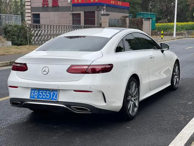 Mercedes-Benz E-Class (Imported) 2023 E 260 Coupe exterior photo 4 Mercedes-Benz E-Class (Imported) 2023 E 260 Coupe exterior photo 4
