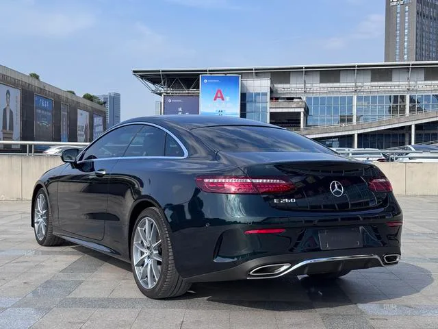 Mercedes-Benz E-Class (Imported) 2023 E 260 Coupe interior photo 13 Mercedes-Benz E-Class (Imported) 2023 E 260 Coupe interior photo 13