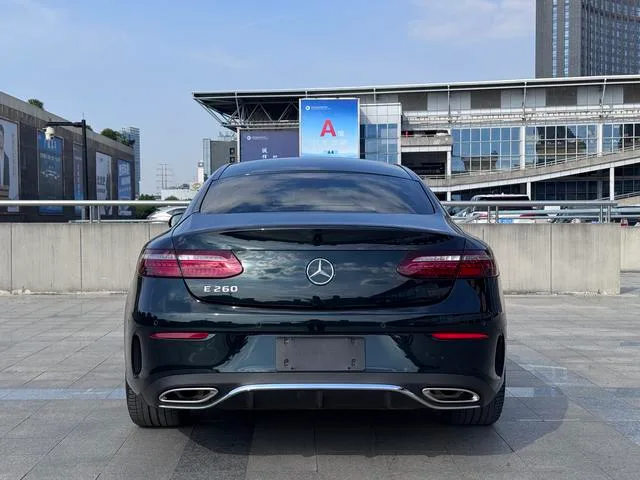 Mercedes-Benz E-Class (Imported) 2023 E 260 Coupe interior photo 14 Mercedes-Benz E-Class (Imported) 2023 E 260 Coupe interior photo 14