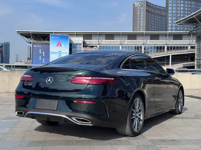 Mercedes-Benz E-Class (Imported) 2023 E 260 Coupe interior photo 15 Mercedes-Benz E-Class (Imported) 2023 E 260 Coupe interior photo 15