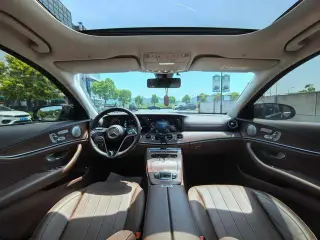 Mercedes-Benz E-Class 2023 E 300 L Luxury type Passenger car interior photo 10 Mercedes-Benz E-Class 2023 E 300 L Luxury type Passenger car interior photo 10