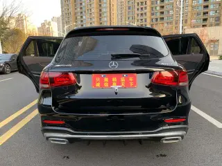 Mercedes-Benz GLC 2021 GLC 260 L 4MATIC Luxury type exterior photo 5 Mercedes-Benz GLC 2021 GLC 260 L 4MATIC Luxury type exterior photo 5