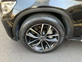 Mercedes-Benz GLC 2021 GLC 260 L 4MATIC Luxury type interior photo 20 Mercedes-Benz GLC 2021 GLC 260 L 4MATIC Luxury type interior photo 20