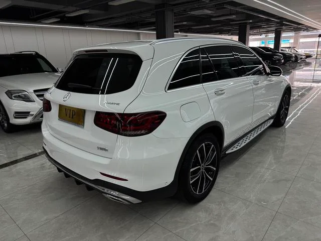 Mercedes-Benz GLC 2022 GLC 300 L 4MATIC Type dynamique extérieur photo 4 Mercedes-Benz GLC 2022 GLC 300 L 4MATIC Type dynamique extérieur photo 4