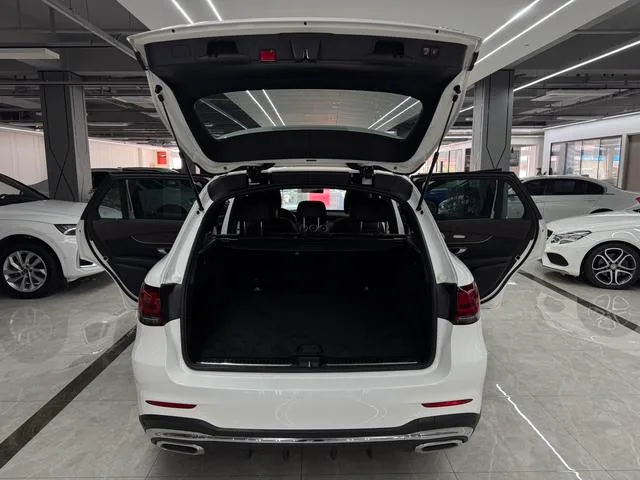 Mercedes-Benz GLC 2022 GLC 300 L 4MATIC Type dynamique extérieur photo 9 Mercedes-Benz GLC 2022 GLC 300 L 4MATIC Type dynamique extérieur photo 9