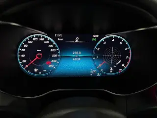 Mercedes-Benz GLC 2022 GLC 300 L 4MATIC Type dynamique intérieur photo 11 Mercedes-Benz GLC 2022 GLC 300 L 4MATIC Type dynamique intérieur photo 11