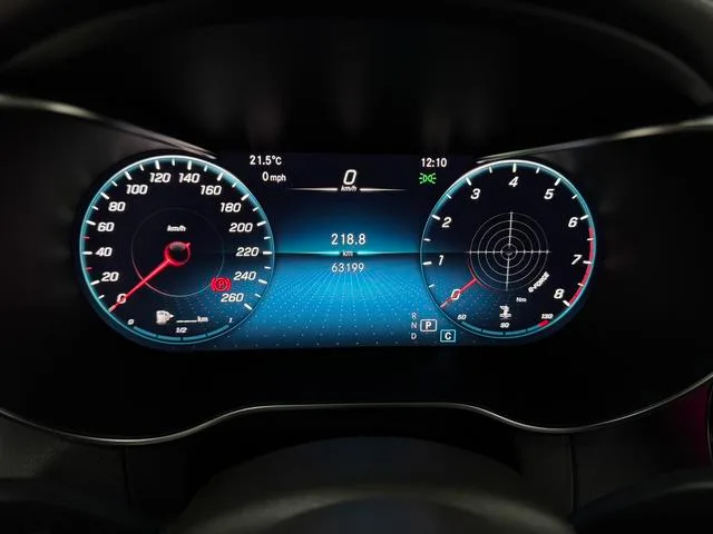 Mercedes-Benz GLC 2022 GLC 300 L 4MATIC Type dynamique intérieur photo 11 Mercedes-Benz GLC 2022 GLC 300 L 4MATIC Type dynamique intérieur photo 11