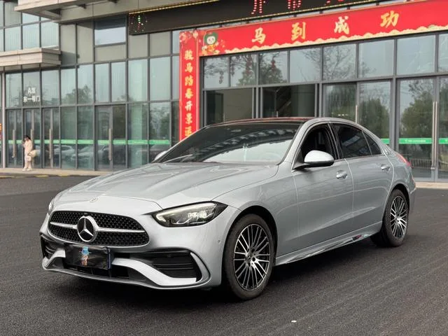 Mercedes-Benz C-Class 2022 C 260 L Sports version exterior photo 1 Mercedes-Benz C-Class 2022 C 260 L Sports version exterior photo 1