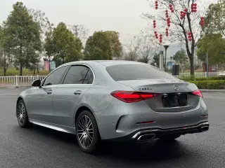 Mercedes-Benz C-Class 2022 C 260 L Sports version interior photo 13 Mercedes-Benz C-Class 2022 C 260 L Sports version interior photo 13