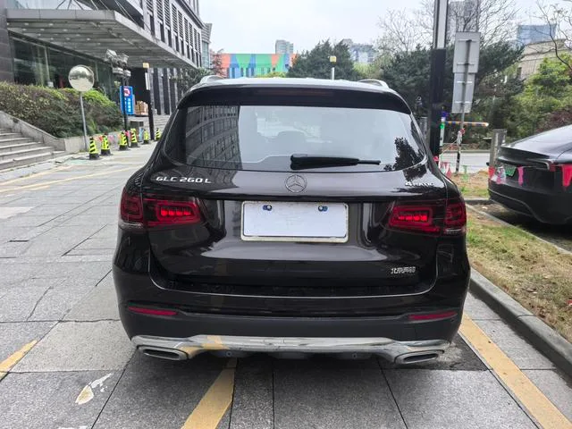 Mercedes-Benz GLC 2021 GLC 260 L 4MATIC Динамичный тип интерьер фото 8 Mercedes-Benz GLC 2021 GLC 260 L 4MATIC Динамичный тип интерьер фото 8