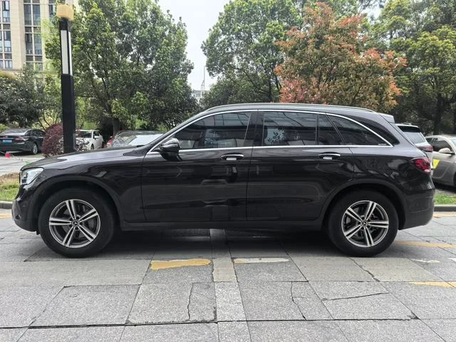 Mercedes-Benz GLC 2021 GLC 260 L 4MATIC Динамичный тип интерьер фото 10 Mercedes-Benz GLC 2021 GLC 260 L 4MATIC Динамичный тип интерьер фото 10